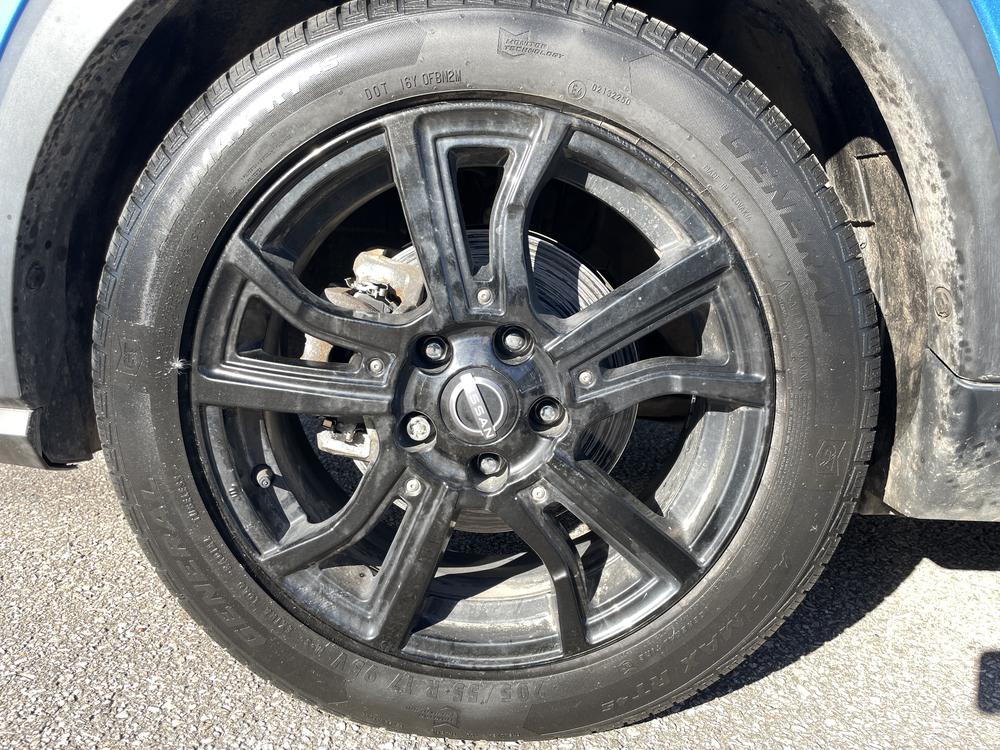 Nissan Kicks 2023 Bleu usage à vendre Nissan Kicks 2023 Bleu usage à vendre