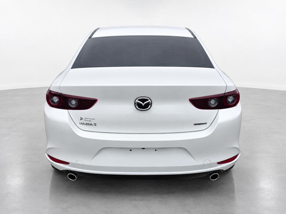 Mazda Mazda3 2024 Blanc usage à vendre Mazda Mazda3 2024 Blanc usage à vendre