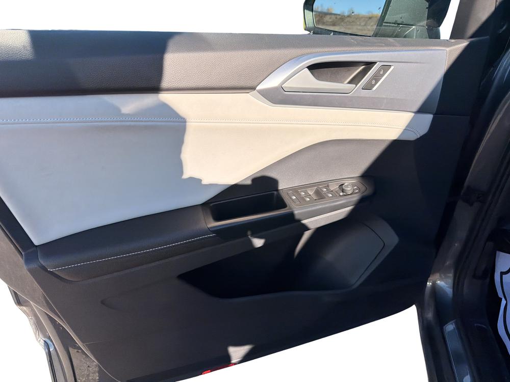 Volkswagen Taos 2026 Gris usage à vendre Volkswagen Taos 2026 Gris usage à vendre
