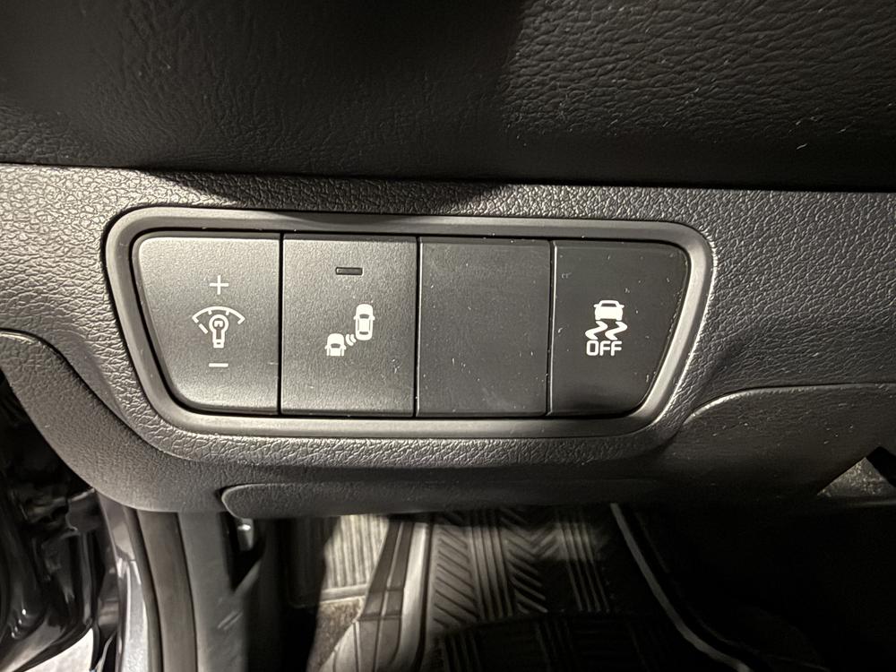 Kia Forte5 EX 2022 d&rsquo;occasion à vendre - 16