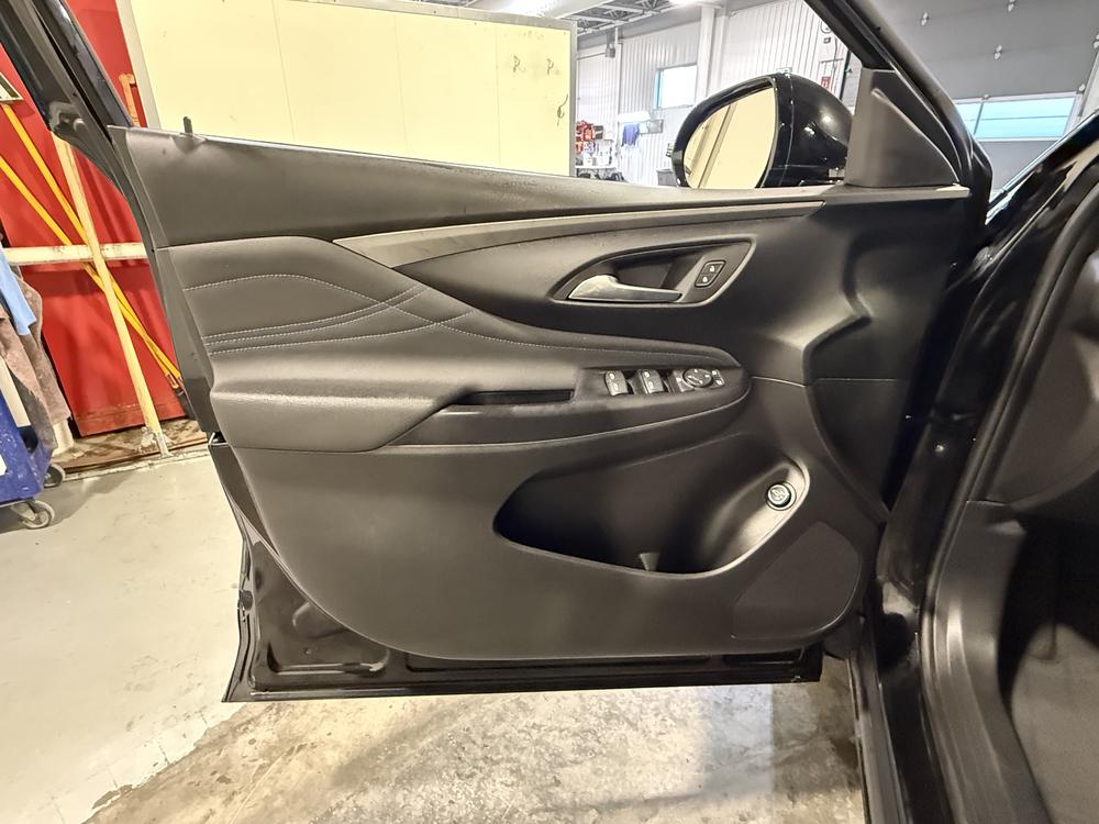 Buick Envista 2024 Noir usage à vendre Buick Envista 2024 Noir usage à vendre
