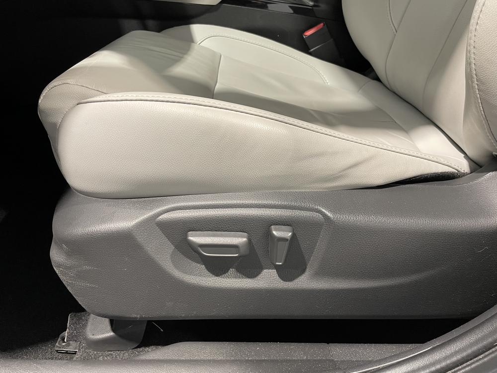 Mitsubishi Eclipse Cross GT AWD 2023 d&rsquo;occasion à vendre - 14