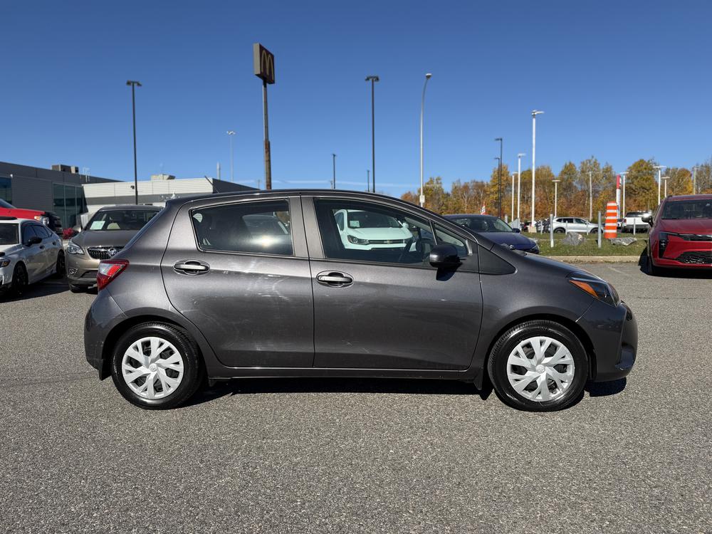 Toyota Yaris Hatchback LE 2019 d&rsquo;occasion à vendre - 2