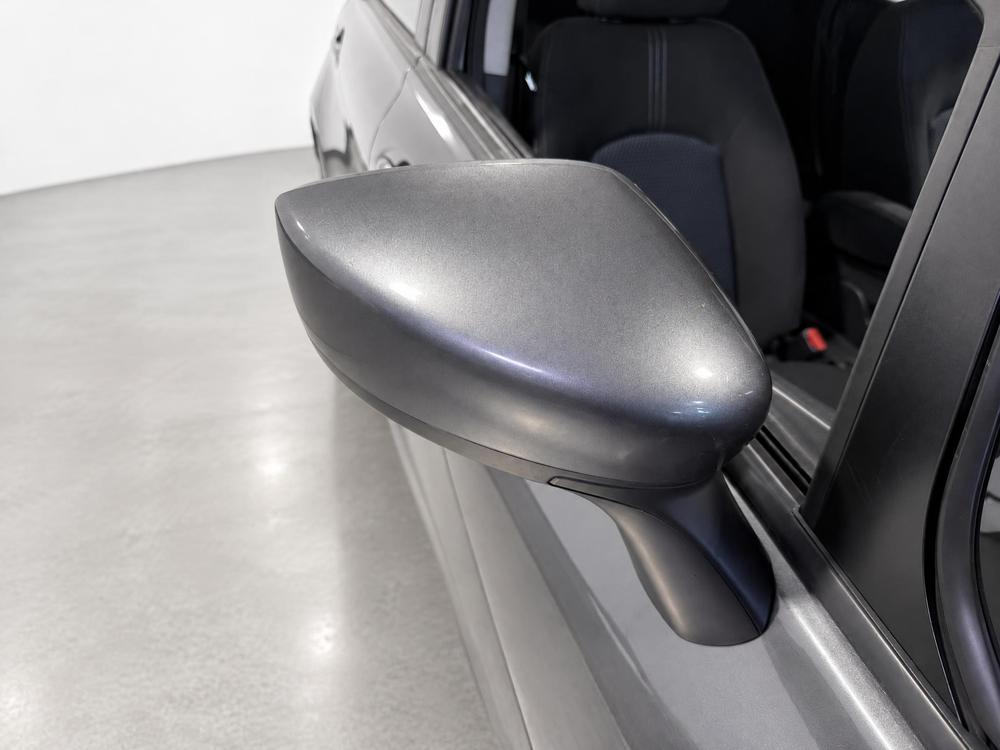 Nissan Versa Note SV 2019 d&rsquo;occasion à vendre - 11