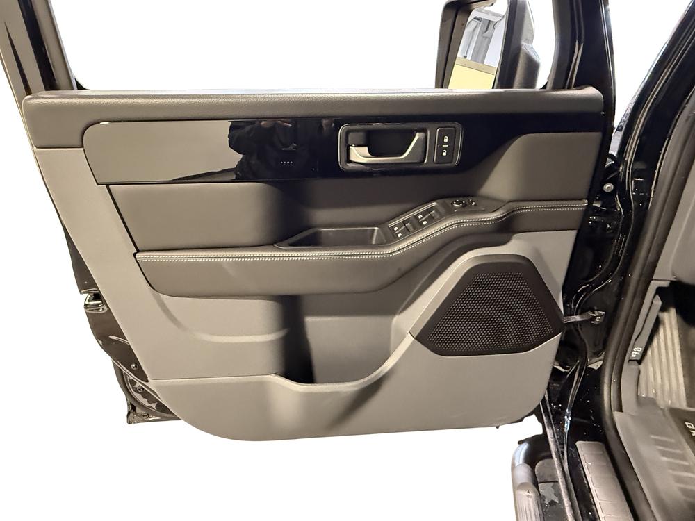 INEOS Grenadier familliale Black Edition Roues Rino 20 pouces 2026 d&rsquo;occasion à vendre - 13