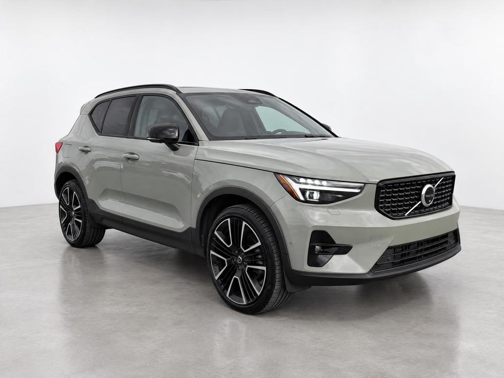 Volvo XC40 2024 Automatique usage à vendre