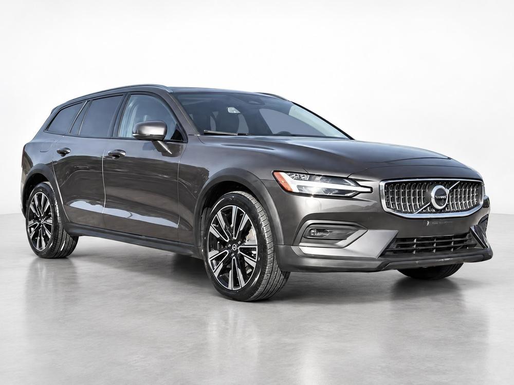 Volvo V60 Cross Country 2024 Automatique usage à vendre