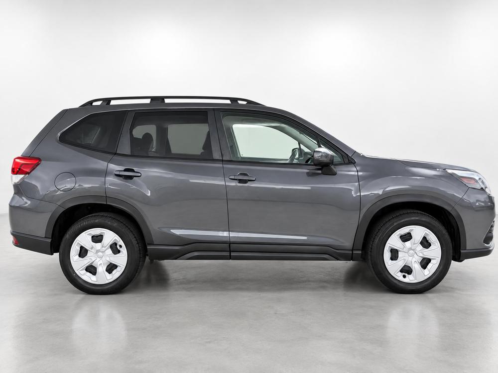 Subaru Forester 2.5i 2023 à vendre à Trois-Rivières - 2