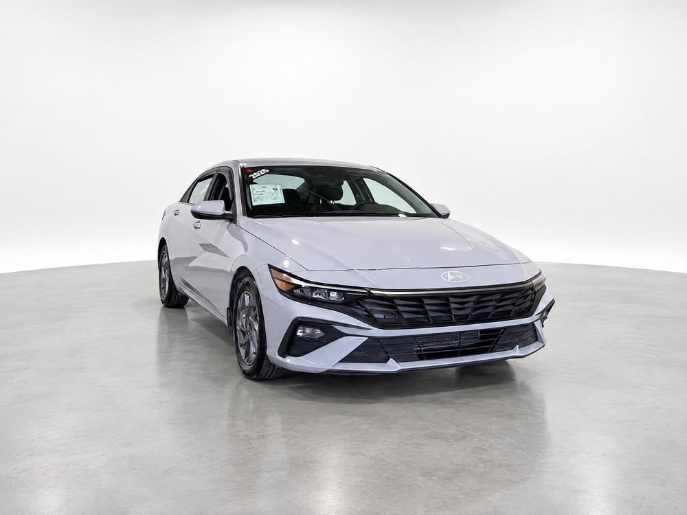 Hyundai Elantra 2025  usage à vendre