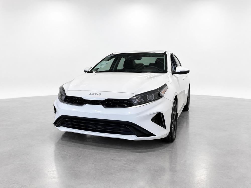 Kia Forte EX 2024 d&rsquo;occasion à vendre - 8
