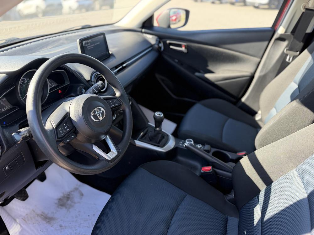 Toyota Yaris Hatchback Base 2020 d&rsquo;occasion à vendre - 11