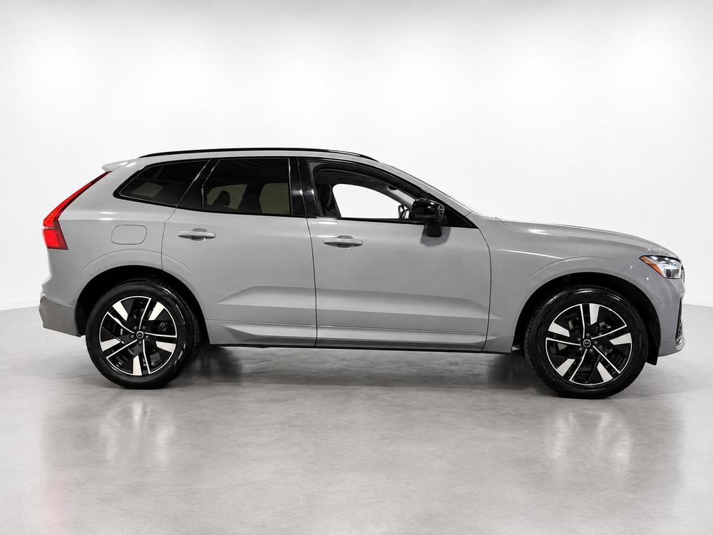 Volvo XC60 B5 CORE AWD 2026 d&rsquo;occasion à vendre - 4