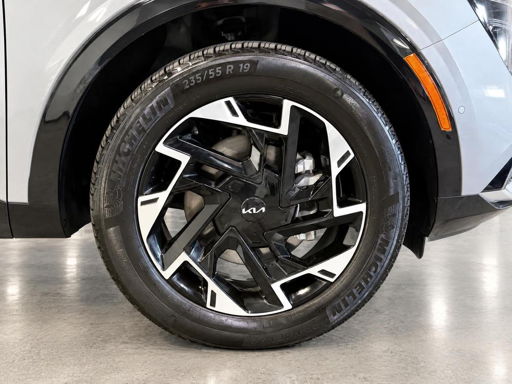Kia Sportage hybride rechargeable 2025 Gris usage à vendre Kia Sportage hybride rechargeable 2025 Gris usage à vendre