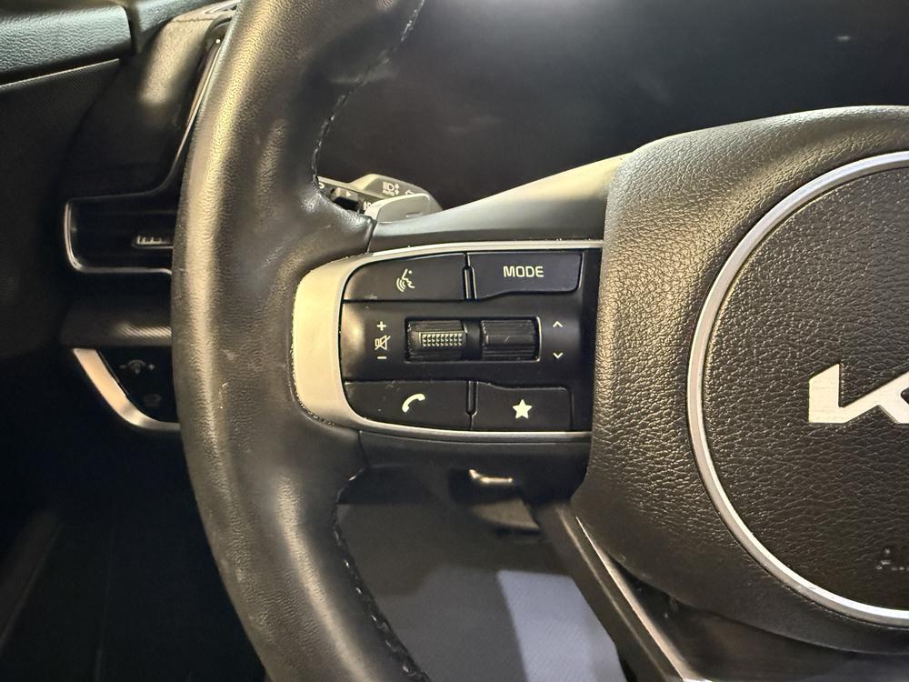 Kia Sportage hybride rechargeable 2025 Gris usage à vendre Kia Sportage hybride rechargeable 2025 Gris usage à vendre