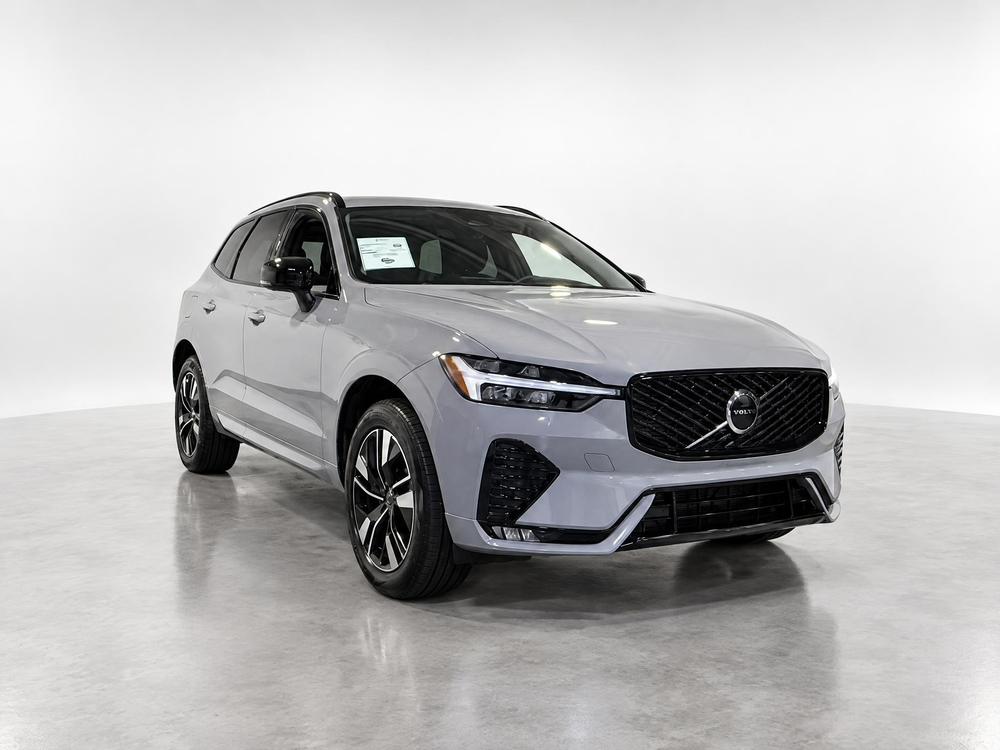 Volvo XC60 B5 CORE AWD 2026 d&rsquo;occasion à vendre - 3