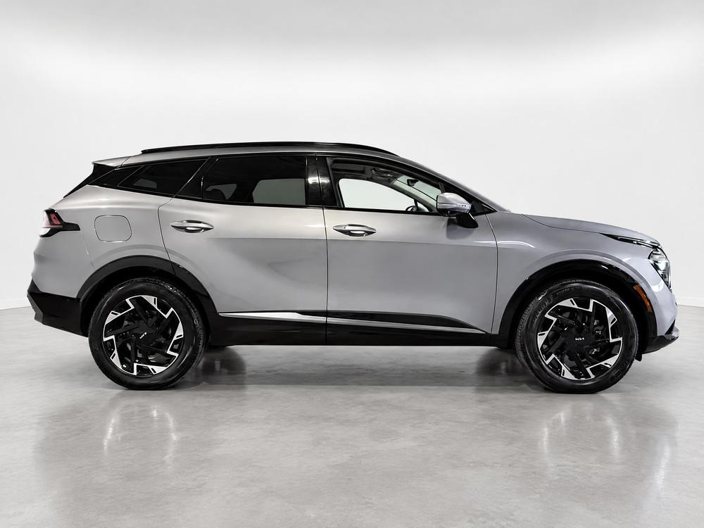 Kia Sportage hybride rechargeable 2025 Gris usage à vendre Kia Sportage hybride rechargeable 2025 Gris usage à vendre