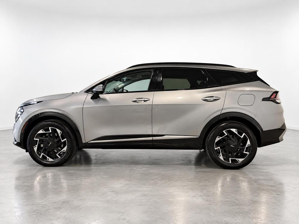 Kia Sportage hybride rechargeable 2025 Gris usage à vendre Kia Sportage hybride rechargeable 2025 Gris usage à vendre