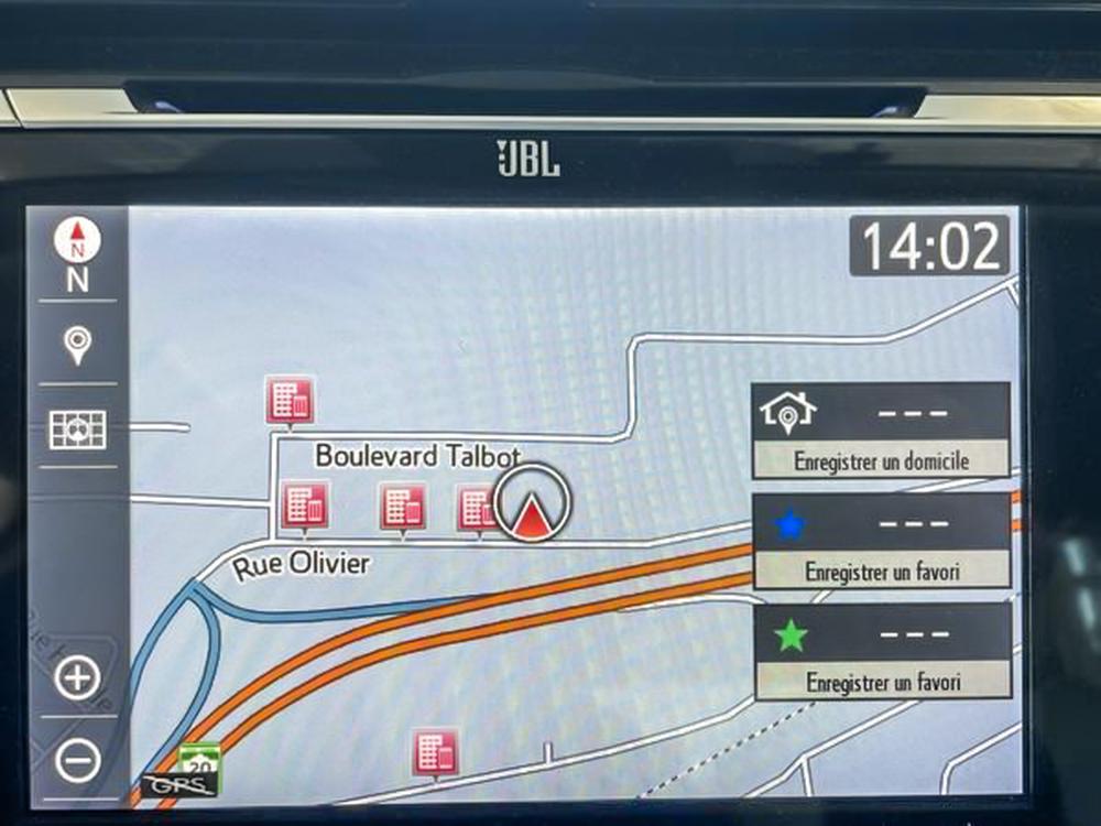 Toyota Camry HYBRIDE XLE 2019 d&rsquo;occasion à vendre - 22