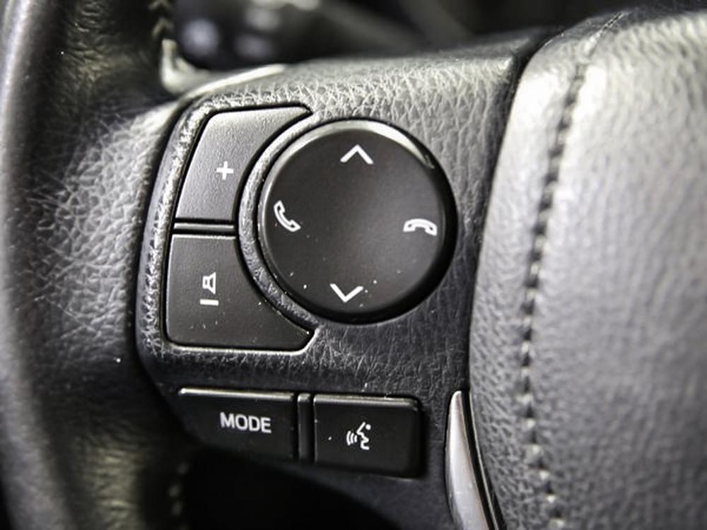 Toyota Corolla iM HATCHBACK 2018 d&rsquo;occasion à vendre - 18