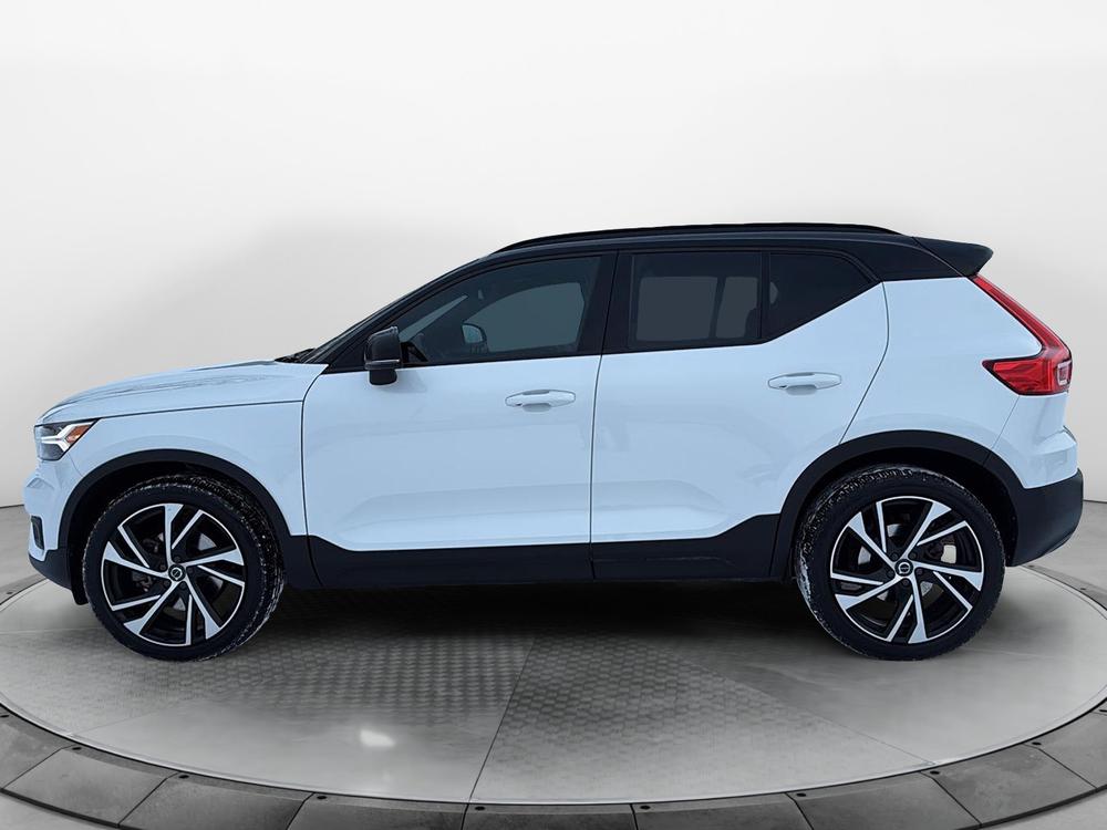Volvo XC40 T5 R-DESIGN AWD 2022 d&rsquo;occasion à vendre - 9