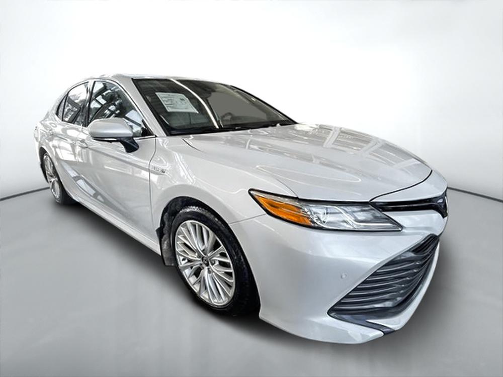 Toyota Camry HYBRIDE XLE