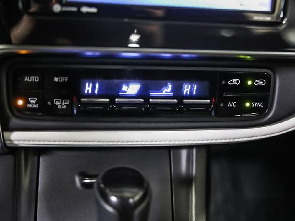 Toyota Corolla iM HATCHBACK 2018 d&rsquo;occasion à vendre - 24