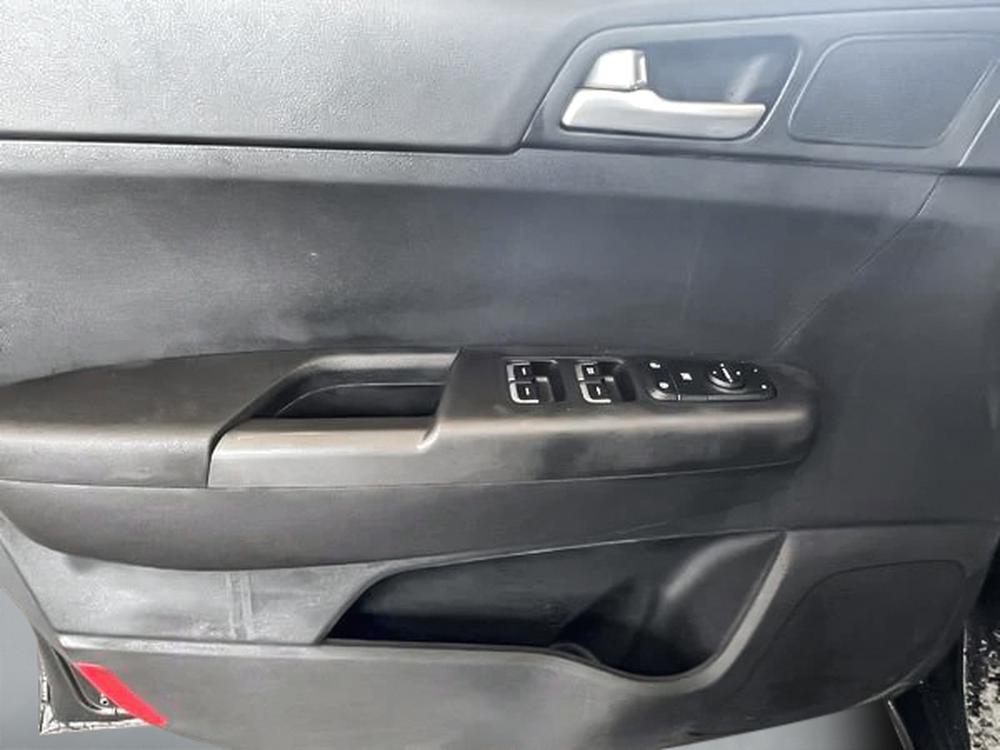 Kia Sportage LX 2020 d&rsquo;occasion à vendre - 12