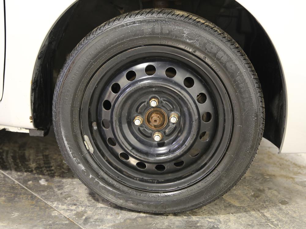 Nissan Micra SV 2015 d&rsquo;occasion à vendre - 12