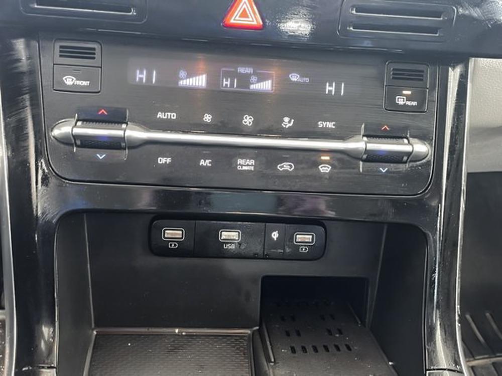 Kia Carnival EX 2022 d&rsquo;occasion à vendre - 23