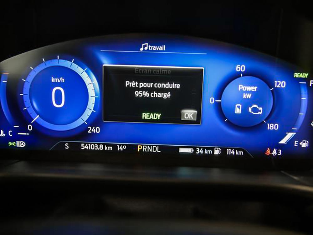 Ford Escape SEL PHEV 2022 d&rsquo;occasion à vendre - 24