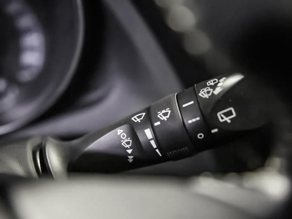 Toyota Corolla iM HATCHBACK 2018 d&rsquo;occasion à vendre - 22