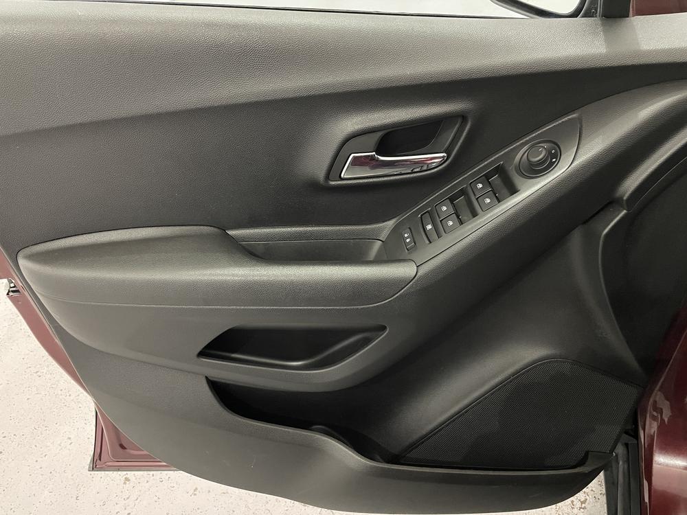 Chevrolet Trax 1LT 2015 d&rsquo;occasion à vendre - 11