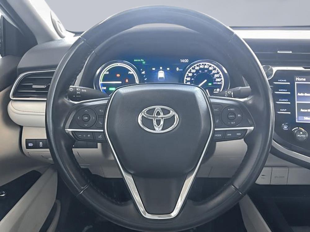 Toyota Camry HYBRIDE XLE 2019 d&rsquo;occasion à vendre - 19