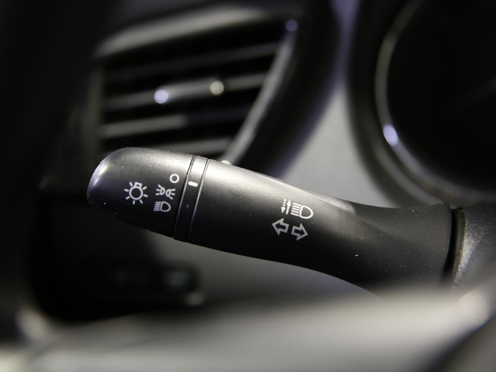 Nissan Rogue S 2018 d&rsquo;occasion à vendre - 21