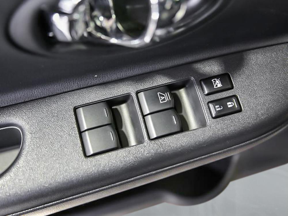 Nissan Micra SV 2015 d&rsquo;occasion à vendre - 14