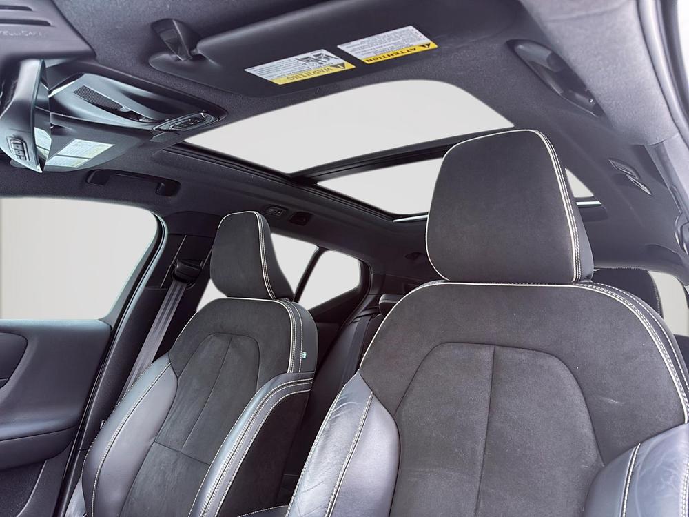 Volvo XC40 T5 R-DESIGN AWD 2022 d&rsquo;occasion à vendre - 12