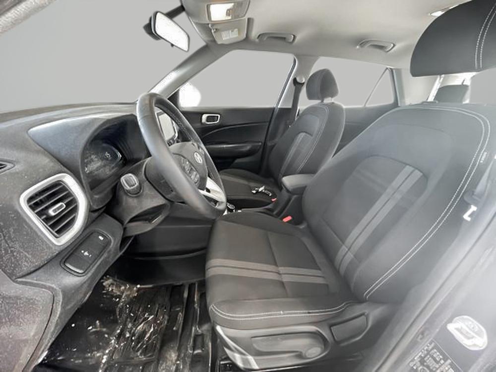 Hyundai Venue Preferred 2025 d&rsquo;occasion à vendre - 13