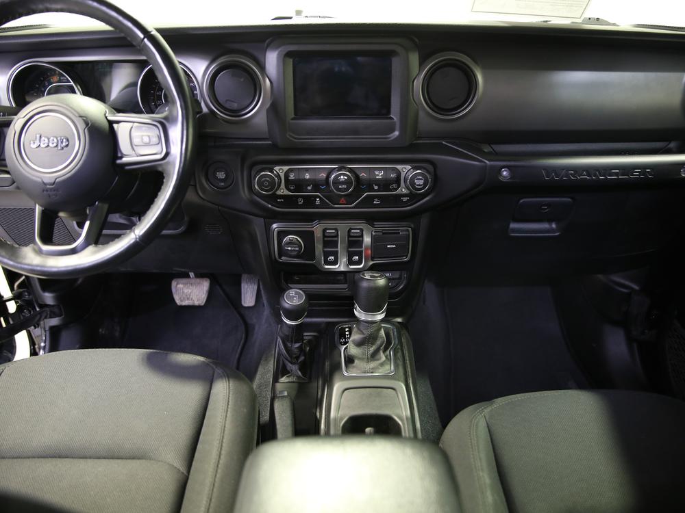 Jeep Wrangler WILLYS 2022 d&rsquo;occasion à vendre - 29