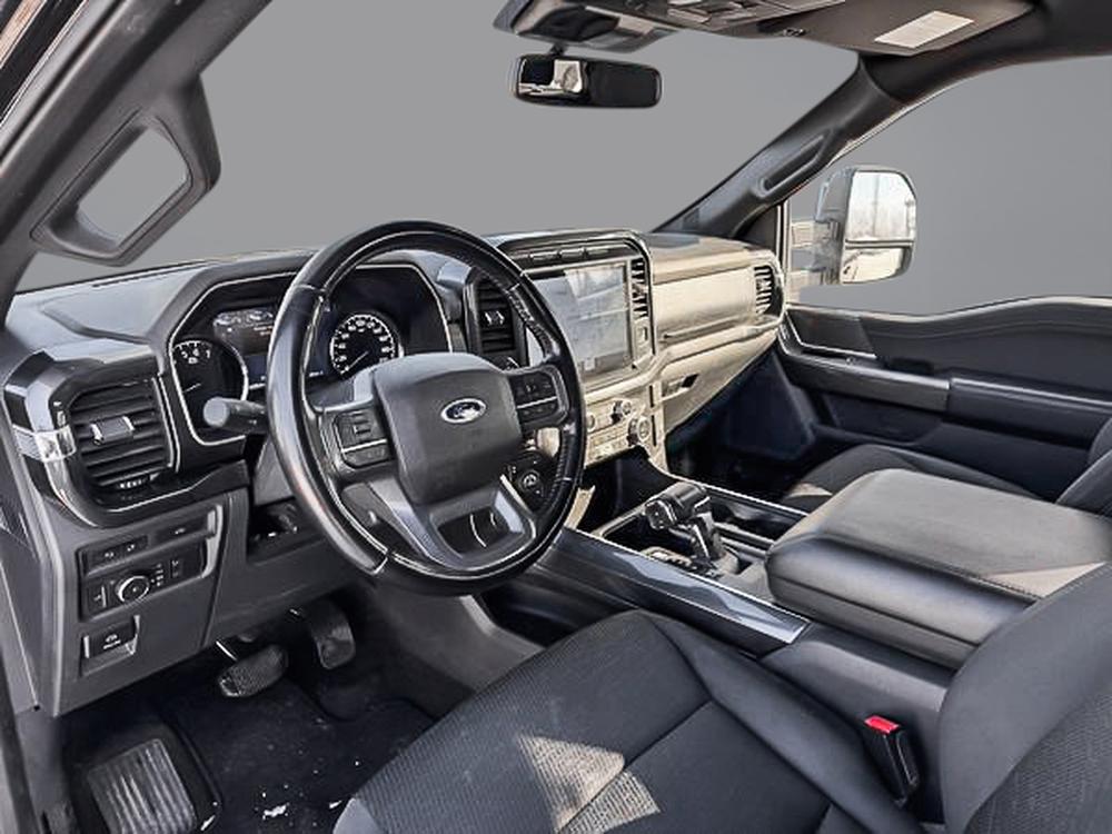 Ford F-150 2021 Noir usage à vendre Ford F-150 2021 Noir usage à vendre