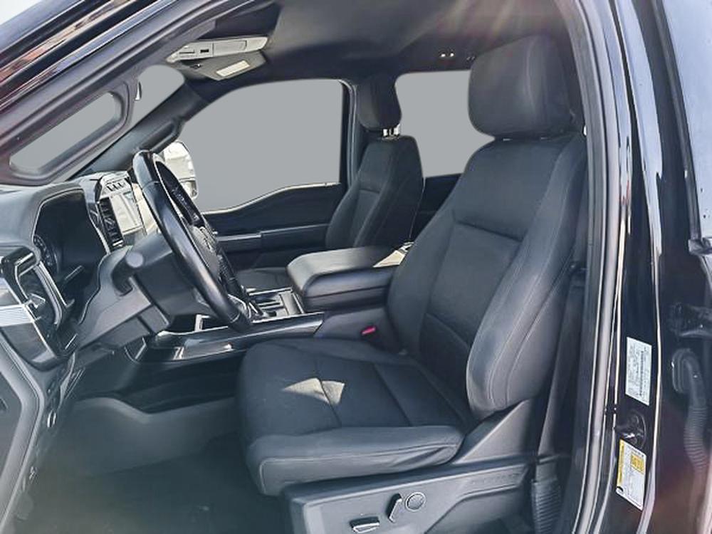 Ford F-150 2021 Noir usage à vendre Ford F-150 2021 Noir usage à vendre