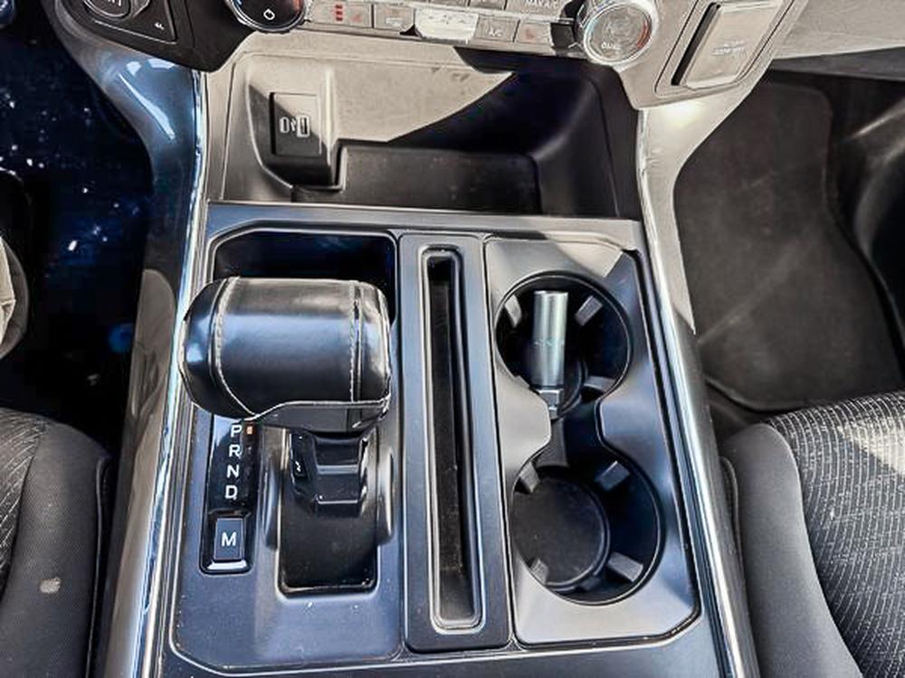 Ford F-150 2021 Noir usage à vendre Ford F-150 2021 Noir usage à vendre