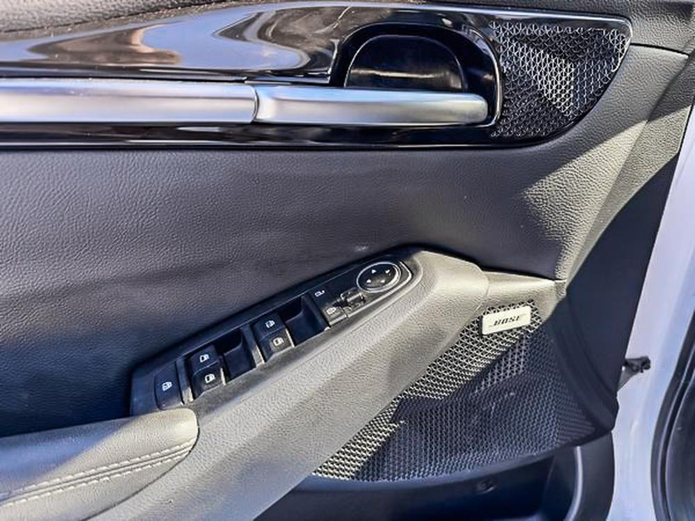 Kia Seltos SX TURBO AWD 2023 d&rsquo;occasion à vendre - 13