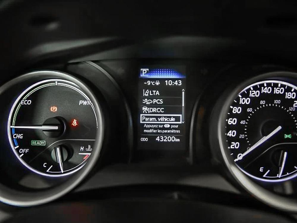 Toyota Camry HYBRID LE 2022 d&rsquo;occasion à vendre - 22