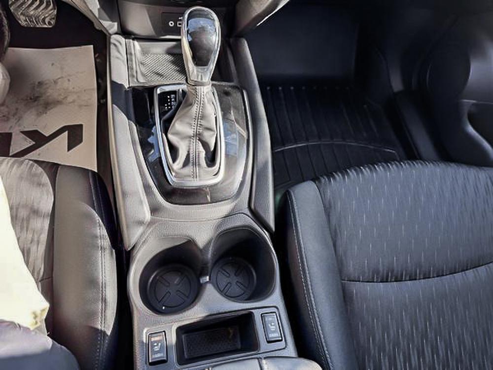 Nissan Rogue 2019 Blanc usage à vendre Nissan Rogue 2019 Blanc usage à vendre