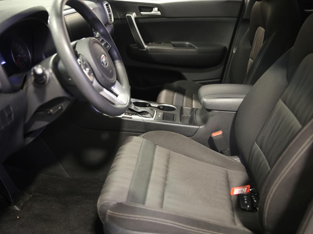 Kia Sportage LX 2020 d&rsquo;occasion à vendre - 16
