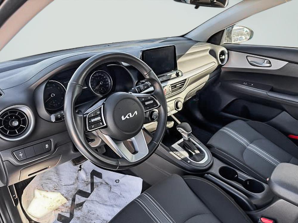 Kia Forte LX AUTOMATIQUE 2023 d&rsquo;occasion à vendre - 17