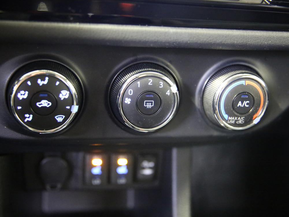 Toyota Corolla S 1.8L 2016 d&rsquo;occasion à vendre - 26