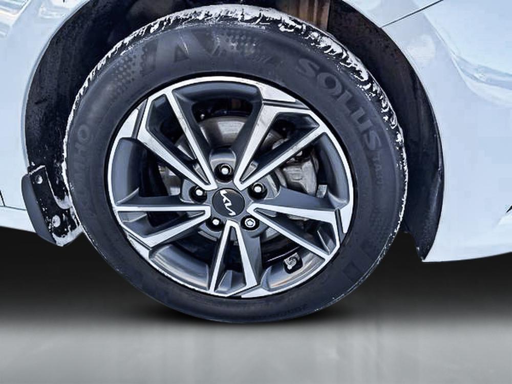 Kia Forte EX 2022 d&rsquo;occasion à vendre - 32