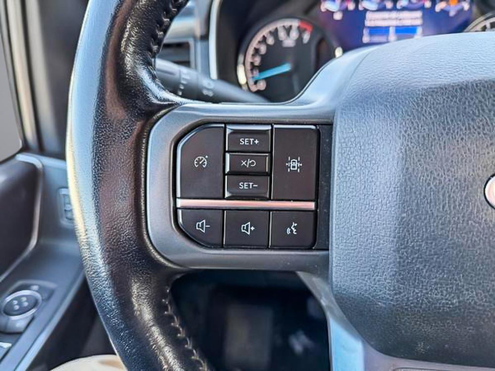 Ford F-150 2021 Noir usage à vendre Ford F-150 2021 Noir usage à vendre