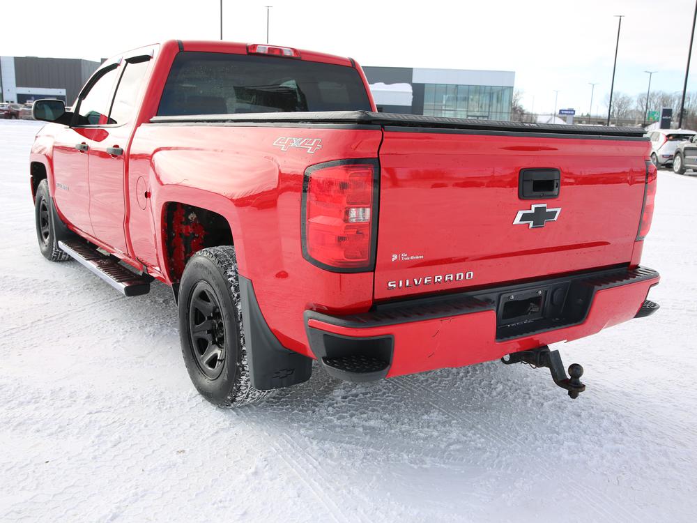 Chevrolet Silverado 1500 CUSTOM 2017 d&rsquo;occasion à vendre - 6